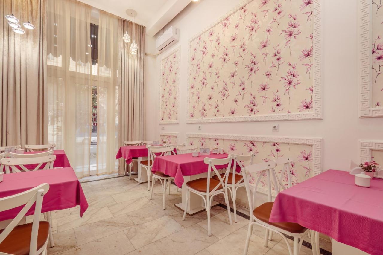 Deluxe City Hotel Баку Екстериор снимка