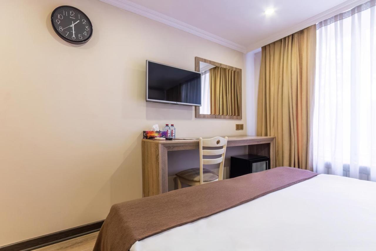 Deluxe City Hotel Баку Екстериор снимка