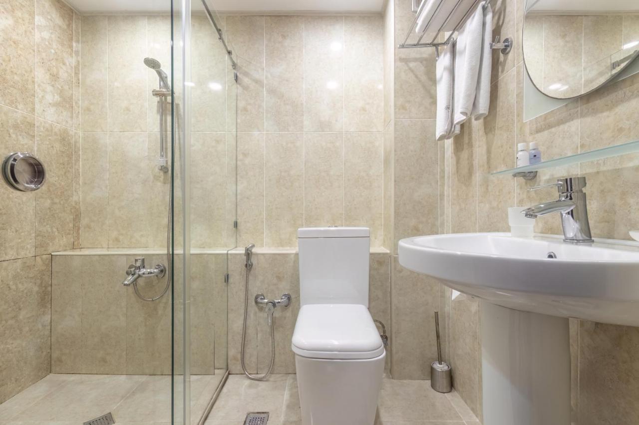 Deluxe City Hotel Баку Екстериор снимка
