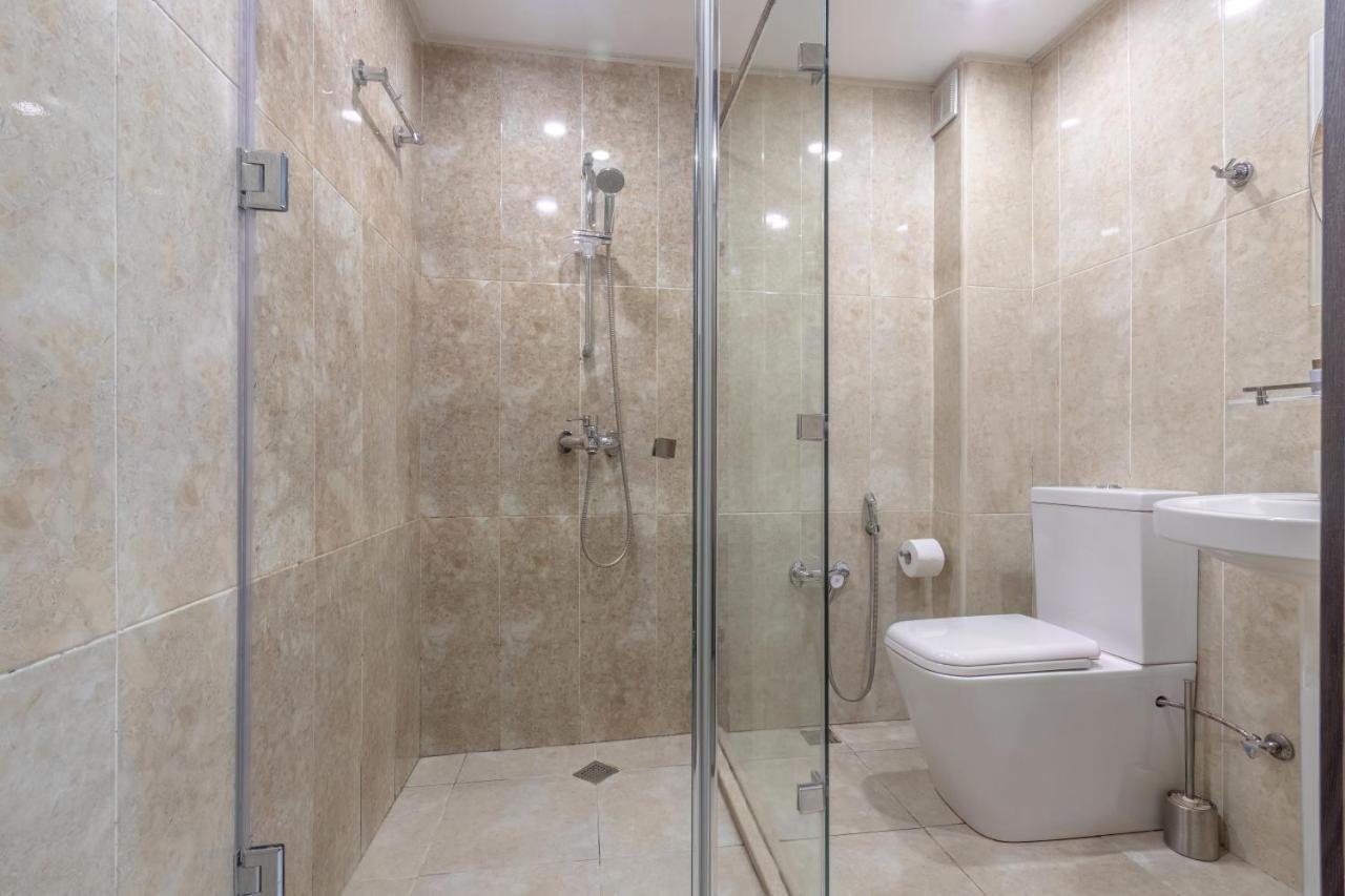 Deluxe City Hotel Баку Екстериор снимка