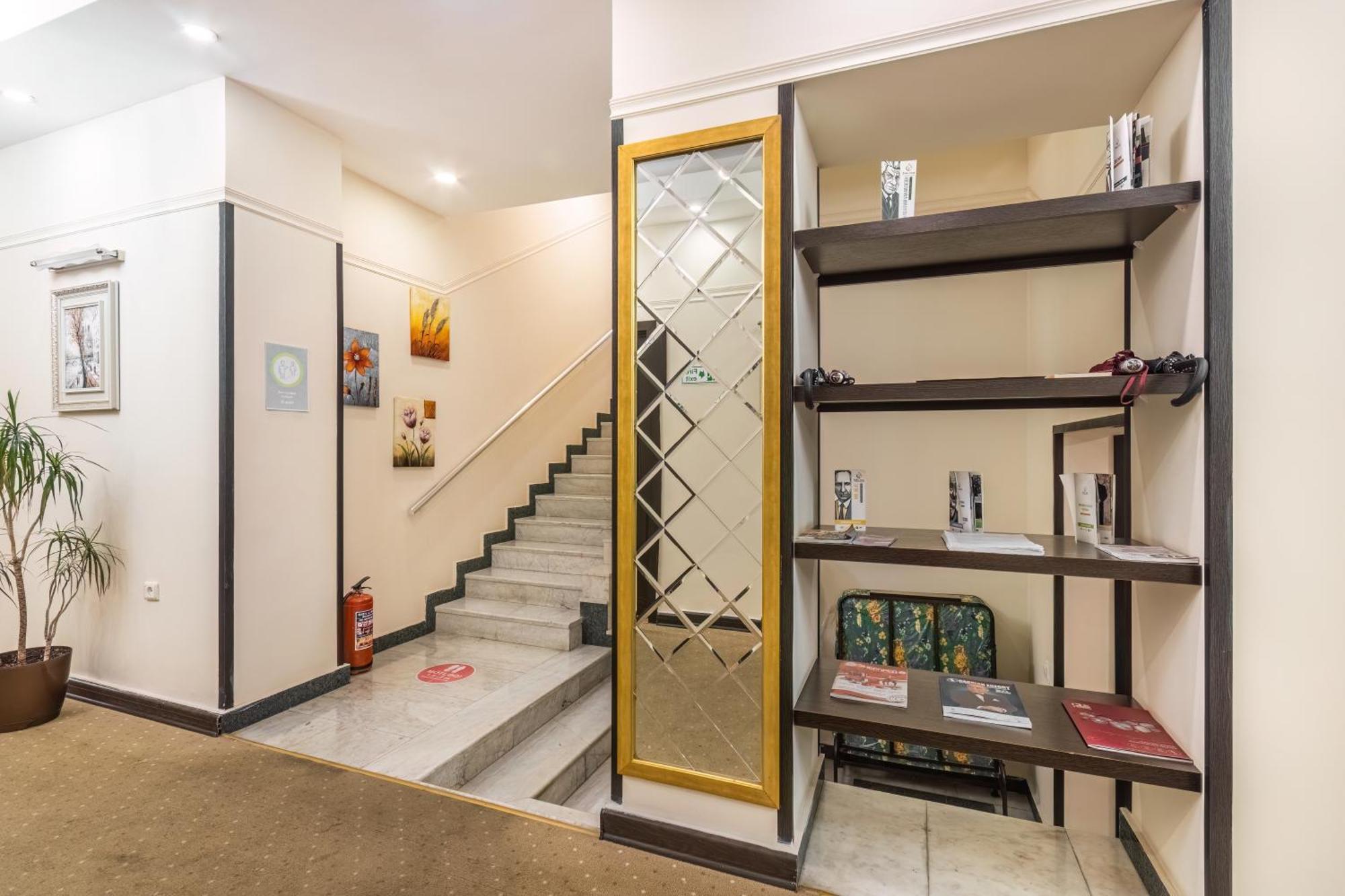 Deluxe City Hotel Баку Екстериор снимка